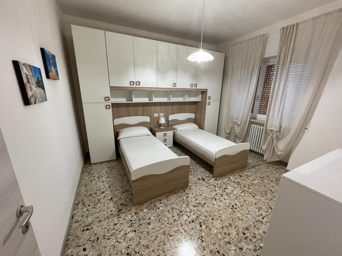 4 Pini Apartment Ancona Exterior photo
